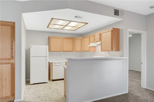 $1,350 | 9470 Peace Way, Unit 216, Las Vegas, NV 89147