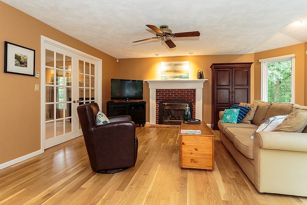 18 Kelshill Road Chelmsford, MA 01863 - Photo 11 of 30