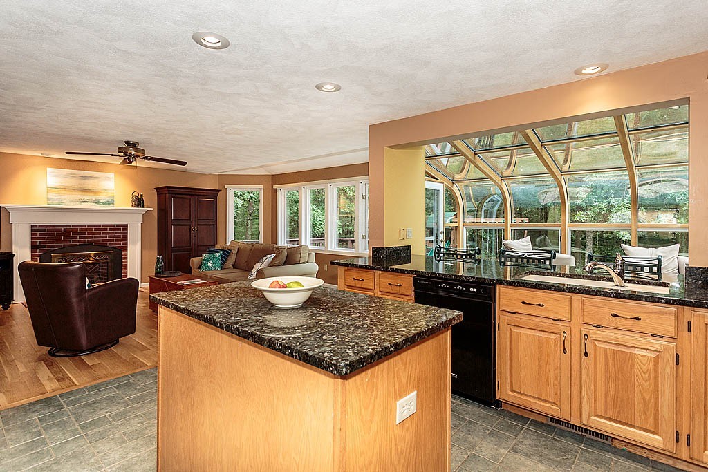 18 Kelshill Road Chelmsford, MA 01863 - Photo 12 of 30