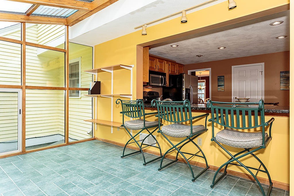 18 Kelshill Road Chelmsford, MA 01863 - Photo 13 of 30