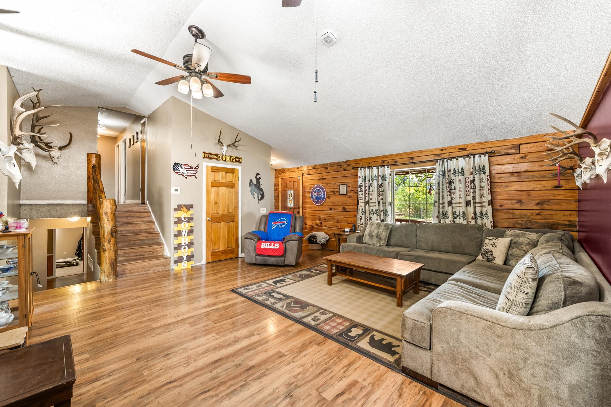 81 Walker Road Evanston, WY 82930 - Photo 4 of 33