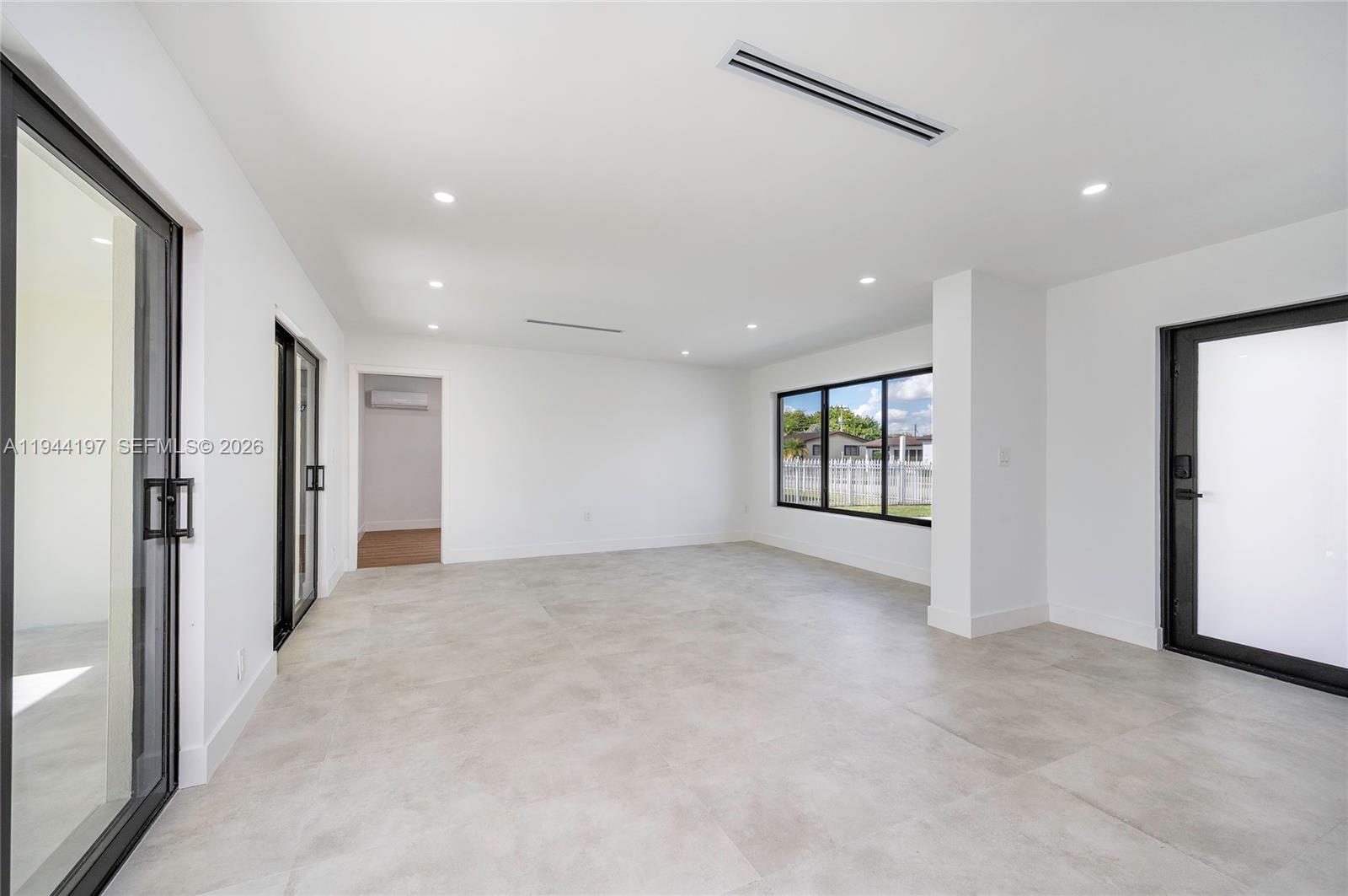 8440 Southwest 27th Terrace Miami, FL 33155 - Photo 18 of 40