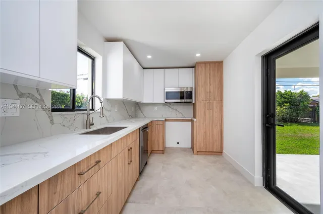 $879,000 | 8440 Southwest 27th Terrace, Miami, FL 33155