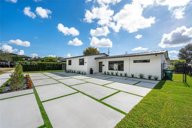 $879,000 | 8440 Southwest 27th Terrace, Miami, FL 33155