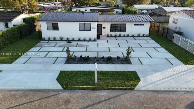 $879,000 | 8440 Southwest 27th Terrace, Miami, FL 33155