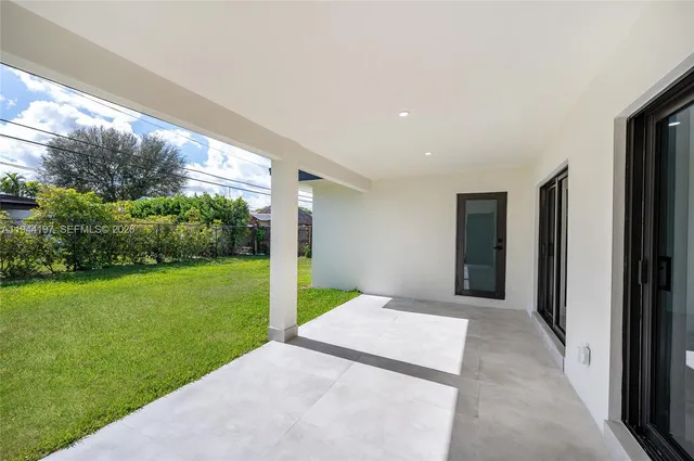 $879,000 | 8440 Southwest 27th Terrace, Miami, FL 33155
