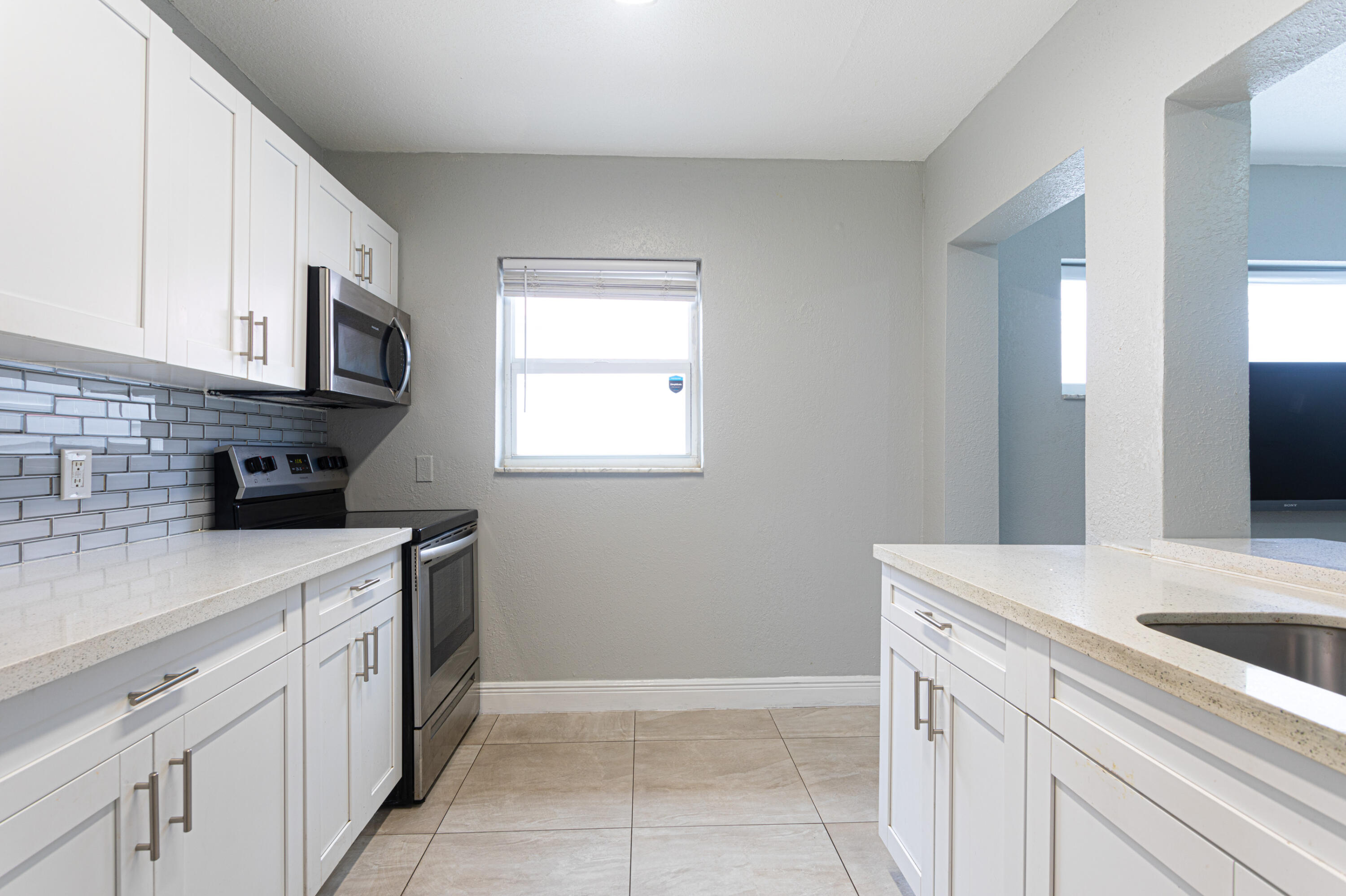 1132 West 34th Street Riviera Beach, FL 33404 - Photo 11 of 20 c-24