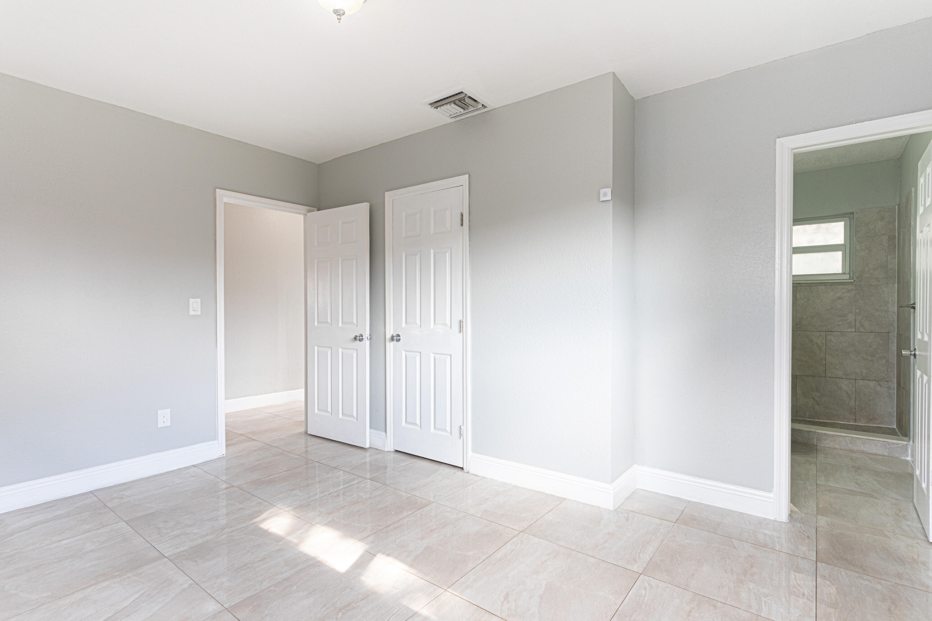 1132 West 34th Street Riviera Beach, FL 33404 - Photo 14 of 20 c-27
