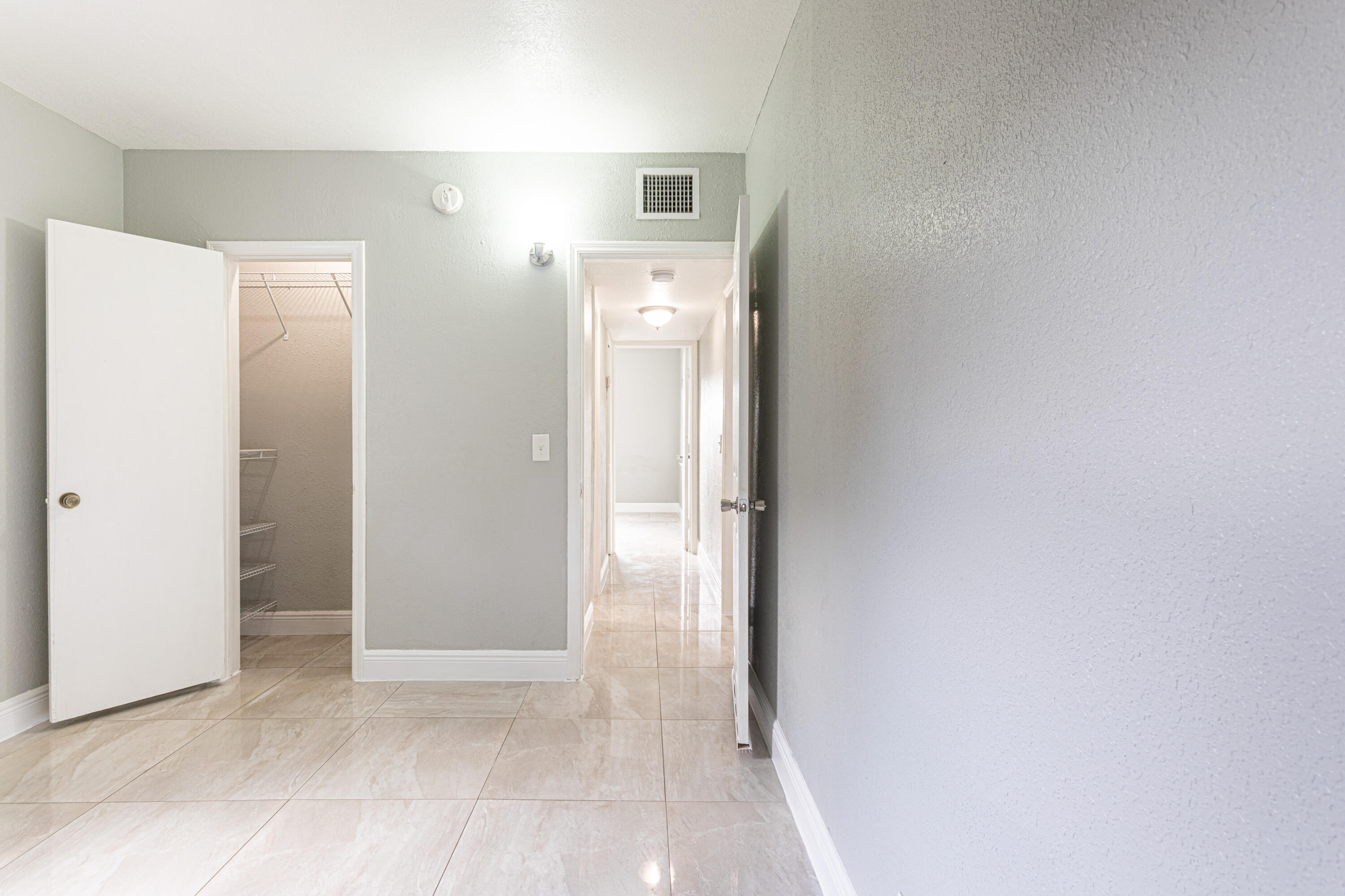 1132 West 34th Street Riviera Beach, FL 33404 - Photo 5 of 20 c-9