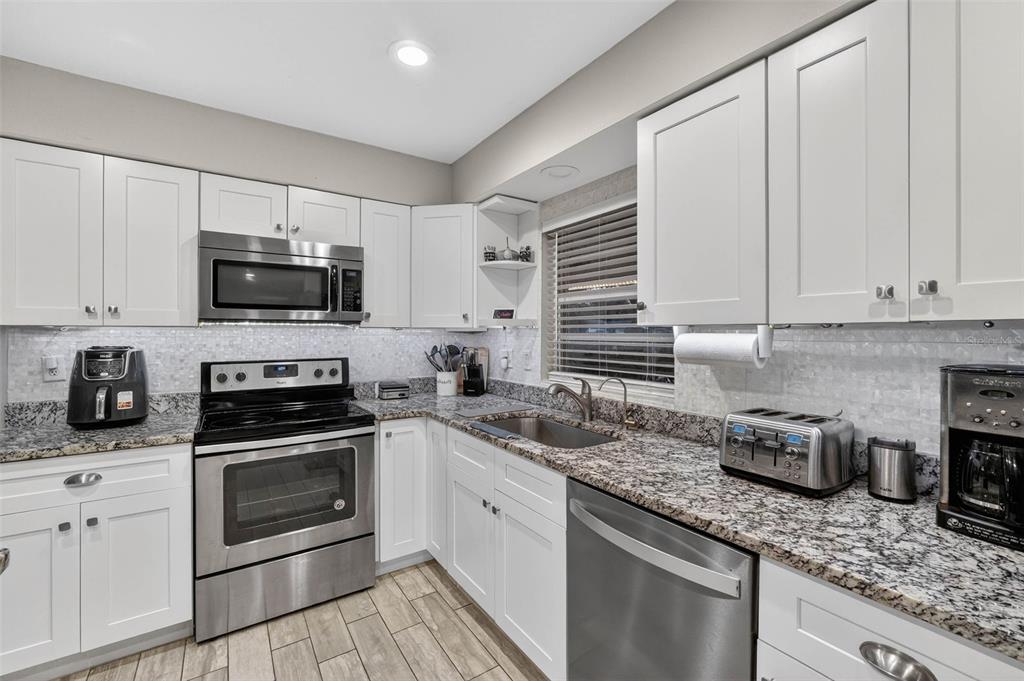 3207 Flowertree Road Belle Isle, FL 32812 - Photo 11 of 74 Gallery Image 11