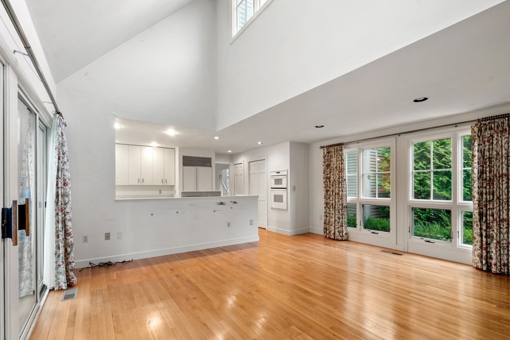 12 Jackson Pond Road, Unit 12 Dedham, MA 02026 - Photo 11 of 30 Gallery Image 11
