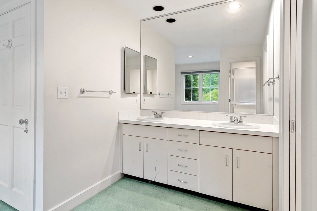 12 Jackson Pond Road, Unit 12 Dedham, MA 02026 - Photo 18 of 30 Gallery Image 18