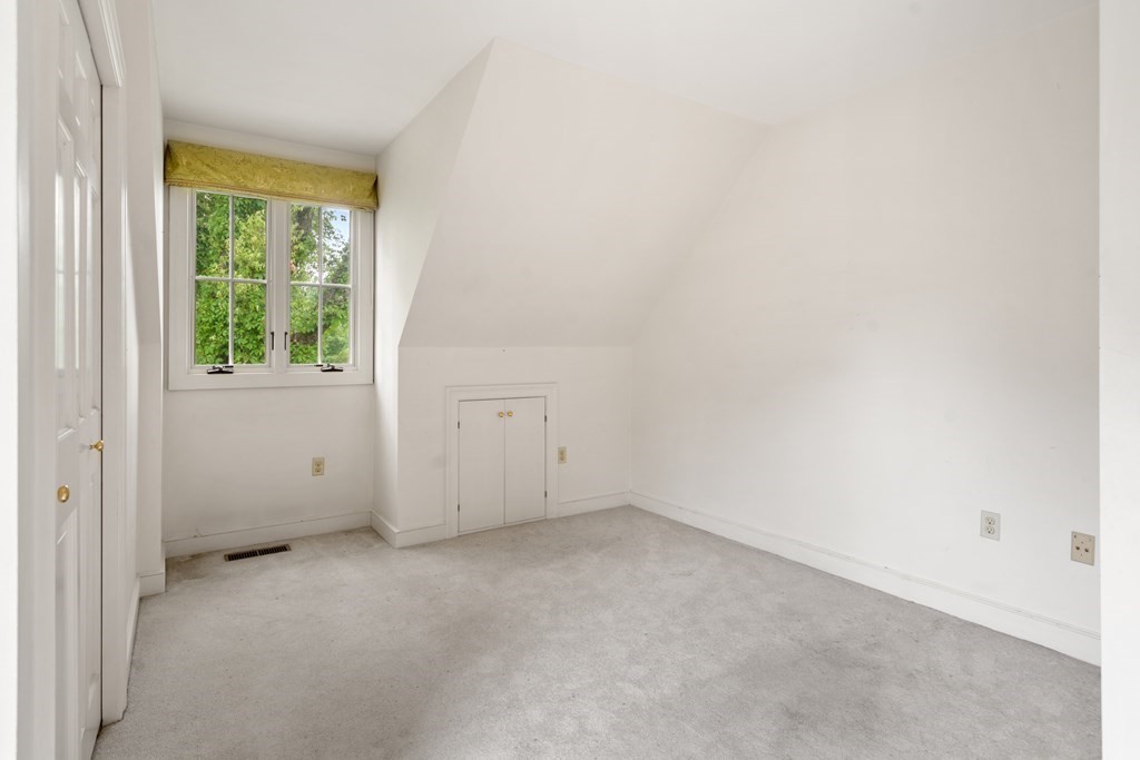 12 Jackson Pond Road, Unit 12 Dedham, MA 02026 - Photo 24 of 30 Gallery Image 24
