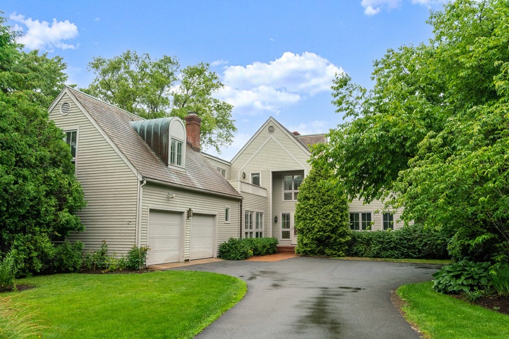 12 Jackson Pond Road, Unit 12 Dedham, MA 02026 - Photo 3 of 30 Gallery Image 3