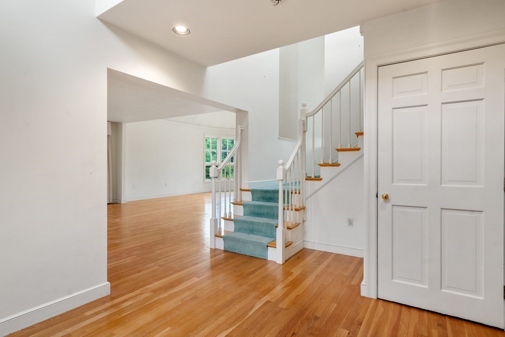 12 Jackson Pond Road, Unit 12 Dedham, MA 02026 - Photo 4 of 30 Gallery Image 4