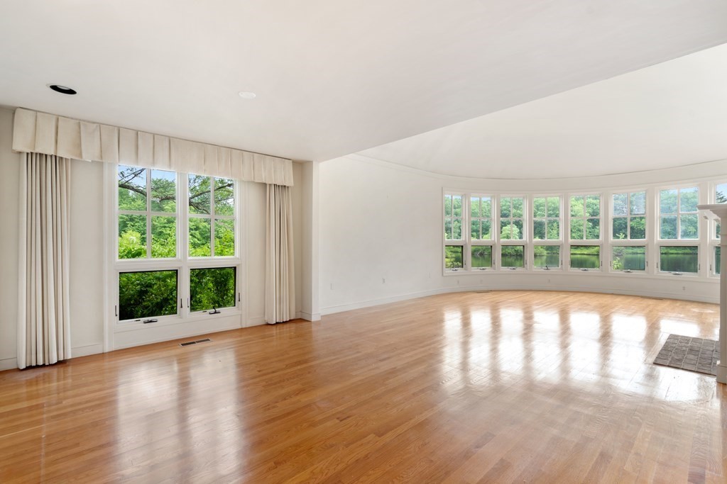 12 Jackson Pond Road, Unit 12 Dedham, MA 02026 - Photo 7 of 30 Gallery Image 7