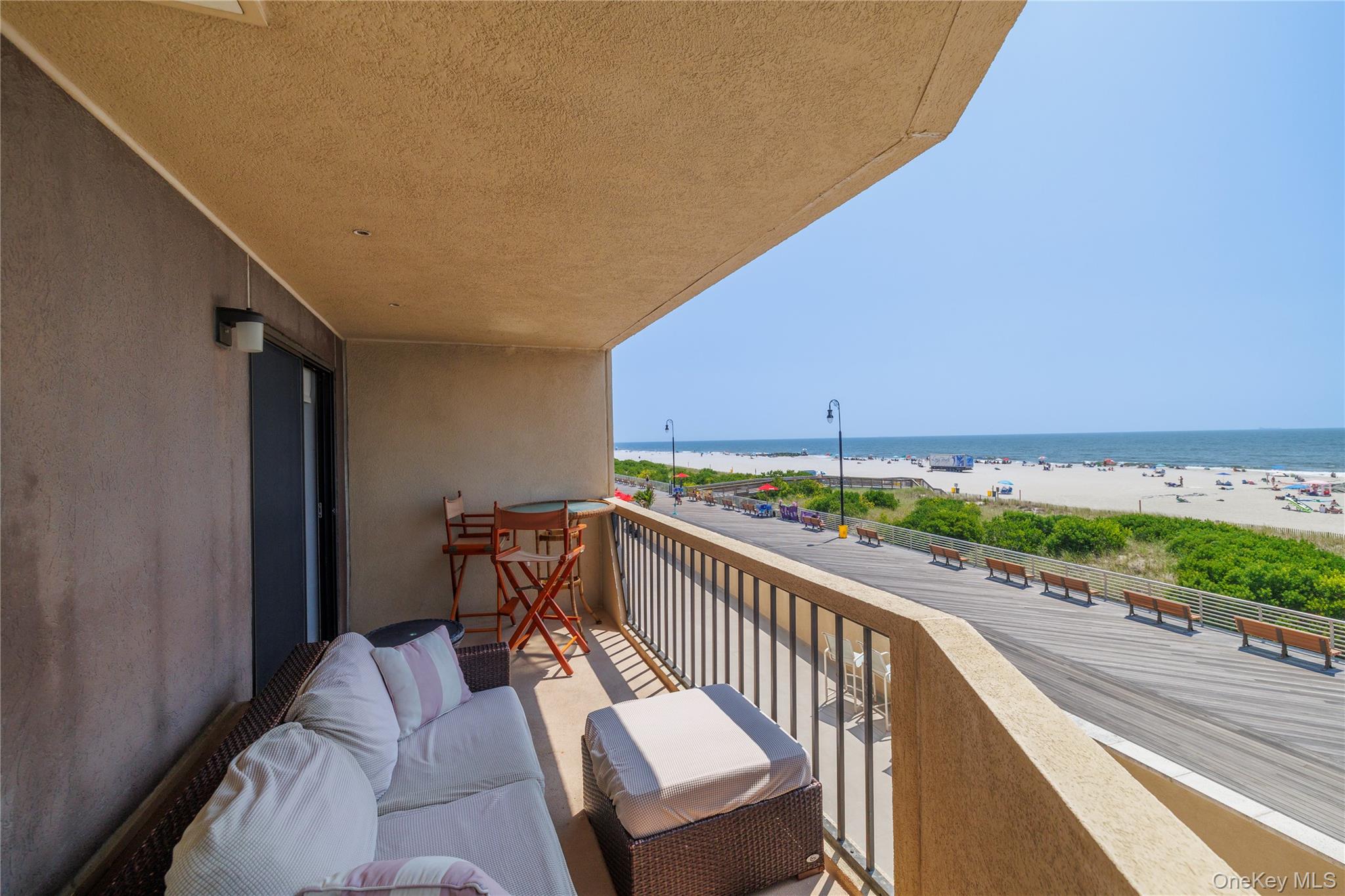 360 Shore Road, Unit 3E Long Beach, NY 11561 - Photo 17 of 26 Indoor/outdoor Heaven