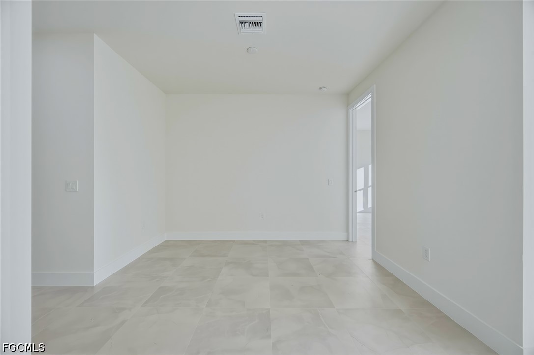 5300 28th Street Southwest Lehigh Acres, FL 33973 - Photo 9 of 16