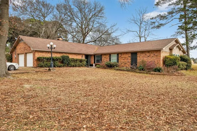 $309,000 | 2090 Fort Drive, Longview, TX 75604