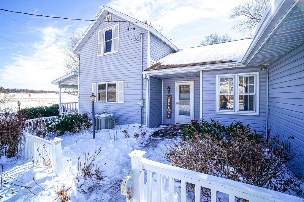 12893 Fieldcrest Road Sparta, WI 54656 - Photo 8 of 69