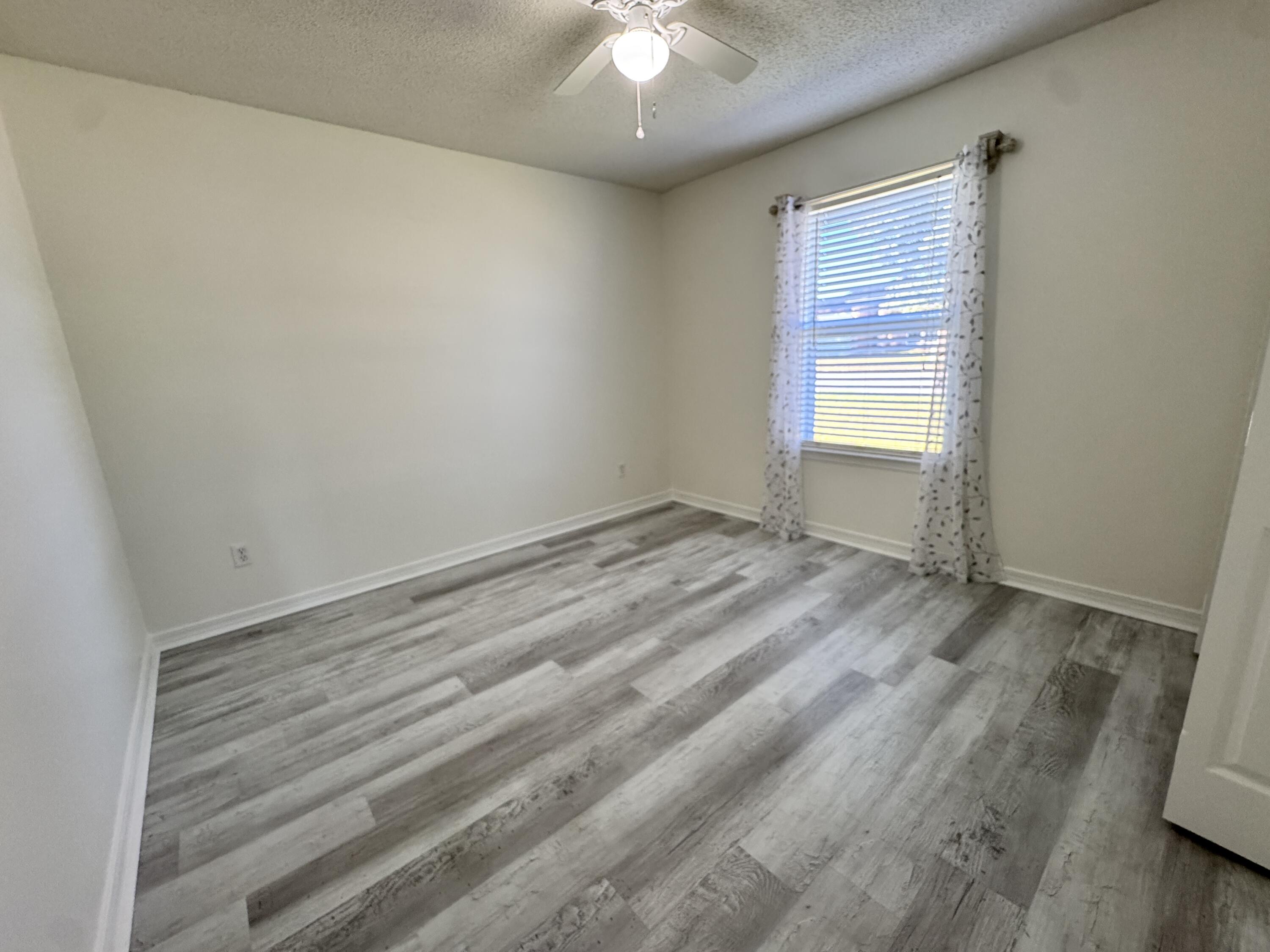 296 Limestone Circle Crestview, FL 32539 - Photo 22 of 29 3rd Bedroom