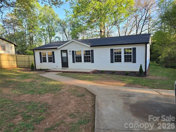 $175,000 | 1731 Lakeview Drive, Statesville, NC 28677