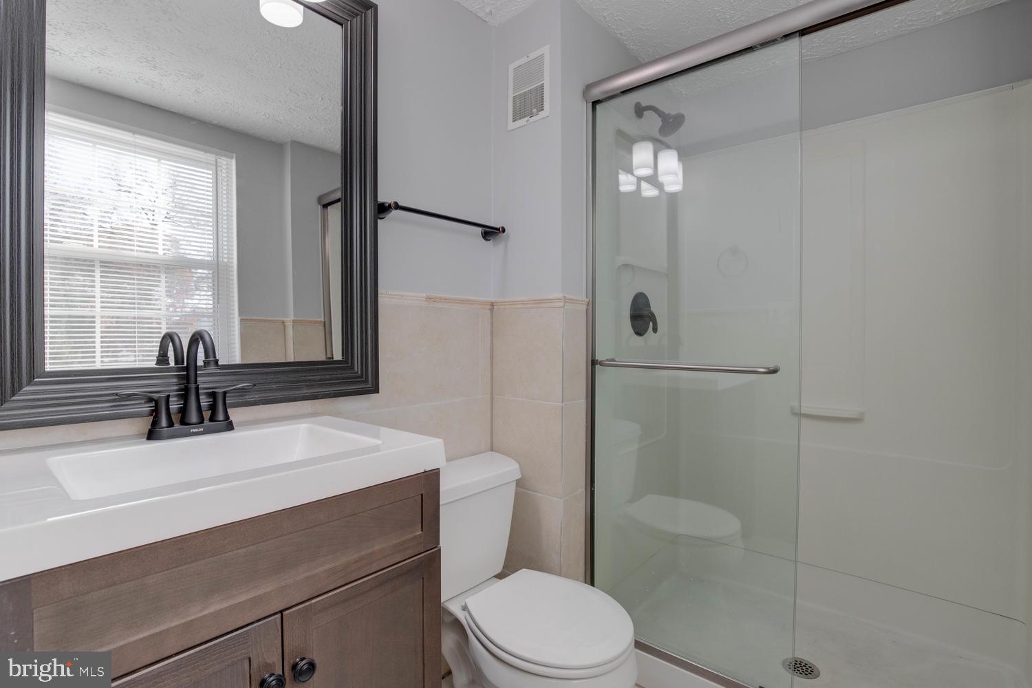7727 Baggins Road Hanover, MD 21076 - Photo 15 of 25 Master Bathroom