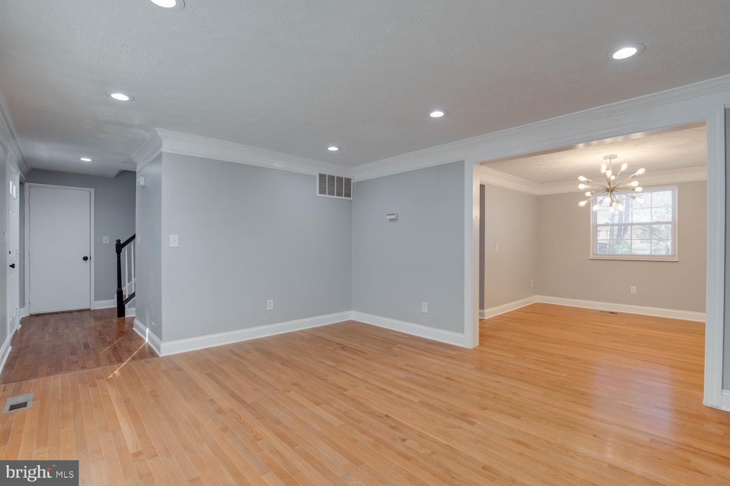 7727 Baggins Road Hanover, MD 21076 - Photo 6 of 25 Living Room