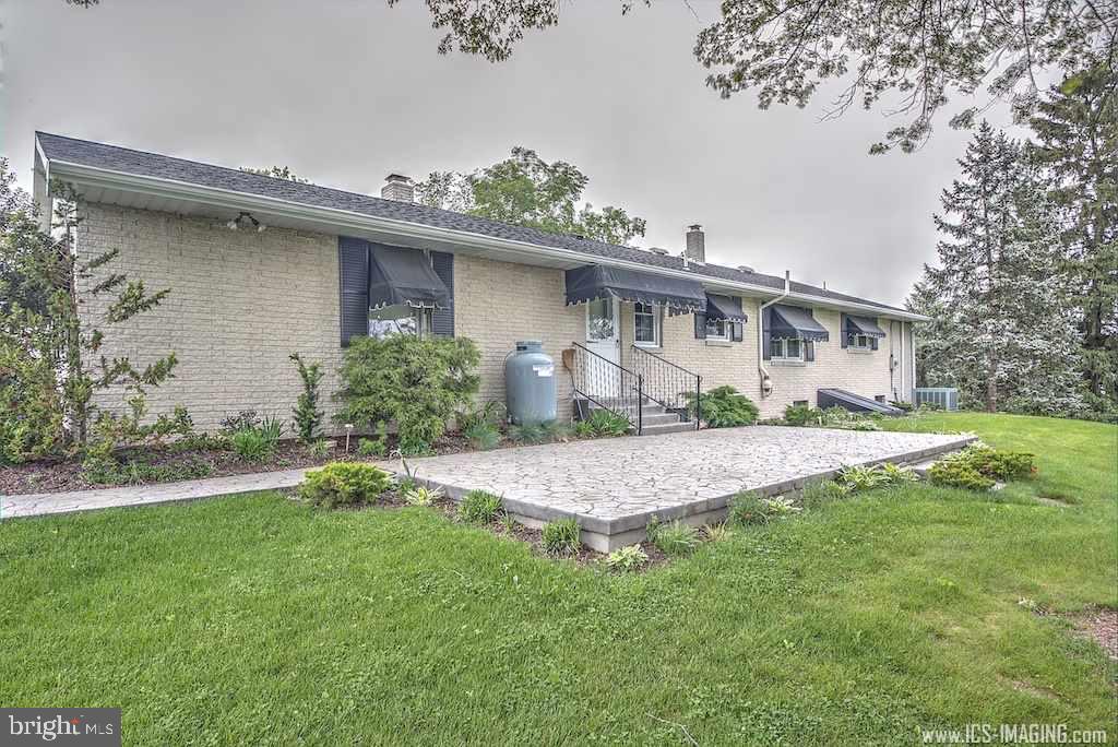 48 Mt Rock Road Newville, PA 17241 - Photo 3 of 25 Gallery Image 3