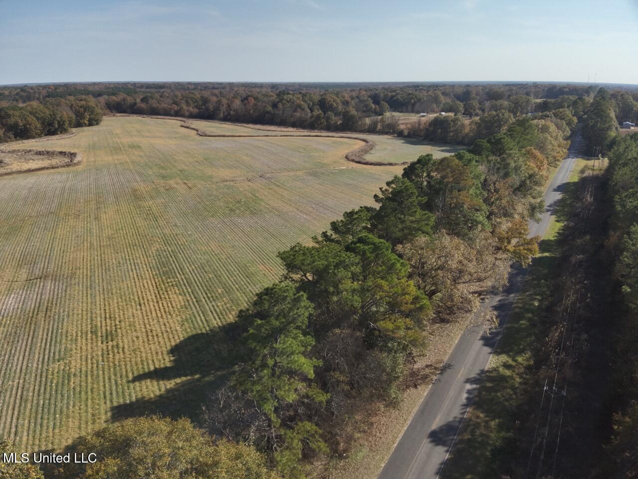 1800 Linwood Road Vaughan, MS 39179 - Photo 3 of 16 DJI_20251117134758_0004_V Large