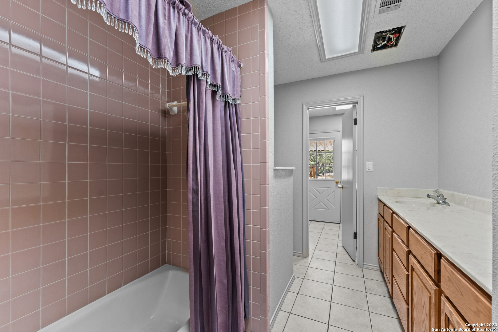 1657 Acacia Parkway Spring Branch, TX 78070 - Photo 15 of 35