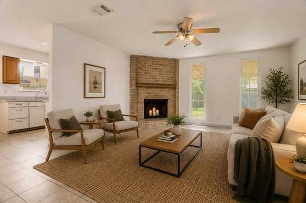 $220,000 | 2106 North San Antonio Avenue, Pearland, TX 77581