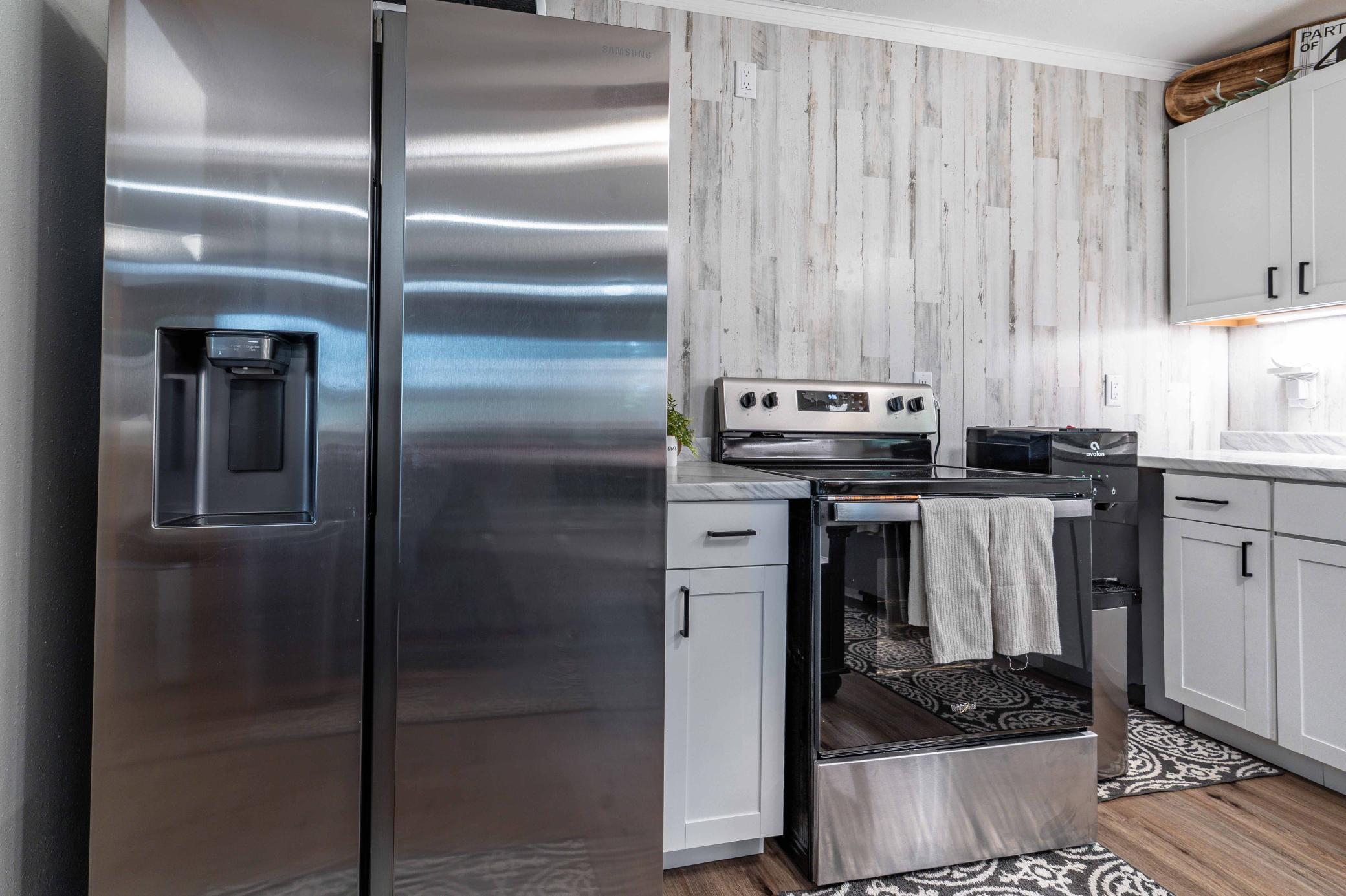 829 West 7th Avenue Fergus Falls, MN 56537 - Photo 31 of 72