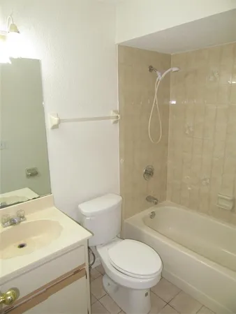 $1,900 | 27289 Porto Nacional Drive, Punta Gorda, FL 33983