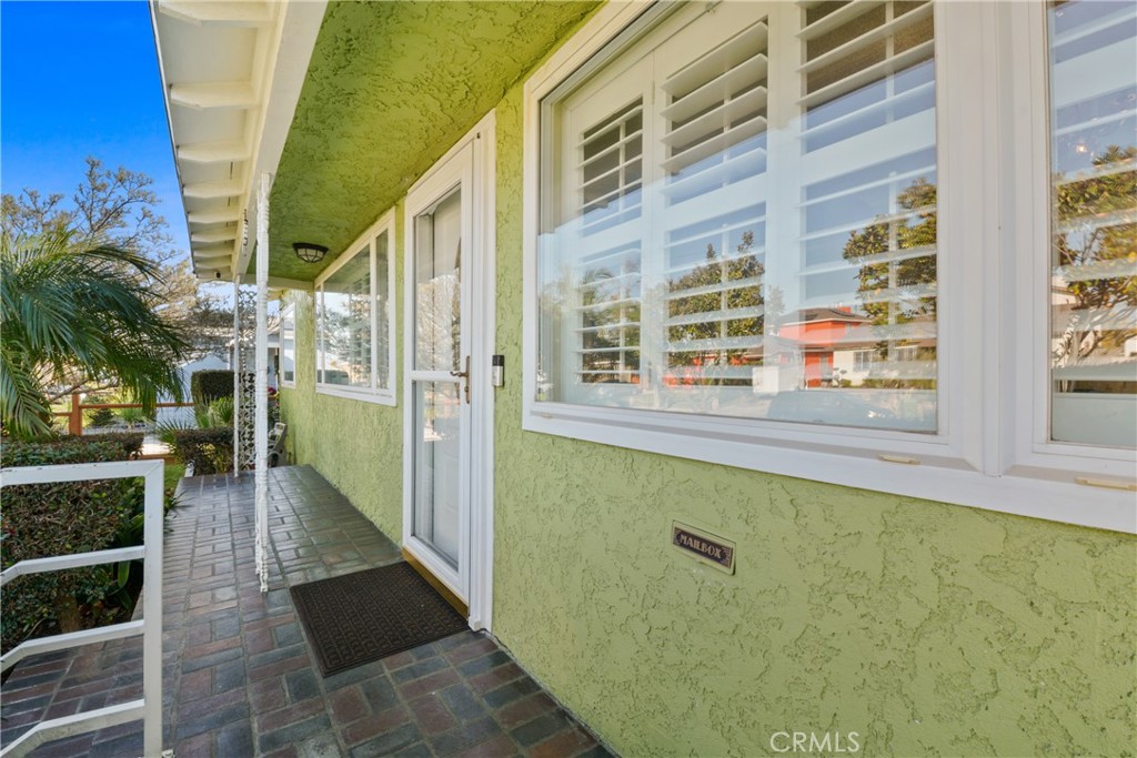 2202 West 153rd Street Compton, CA 90220 - Photo 6 of 36 FRONT PORCH