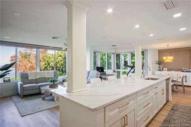 $4,750 | 2370 Northeast Ocean Boulevard, Unit C206, Stuart, FL 34996