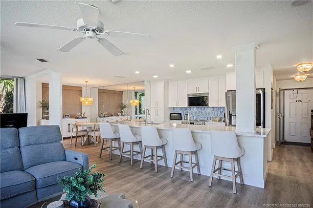 $4,750 | 2370 Northeast Ocean Boulevard, Unit C206, Stuart, FL 34996
