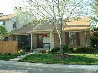 40054 Crosswinds