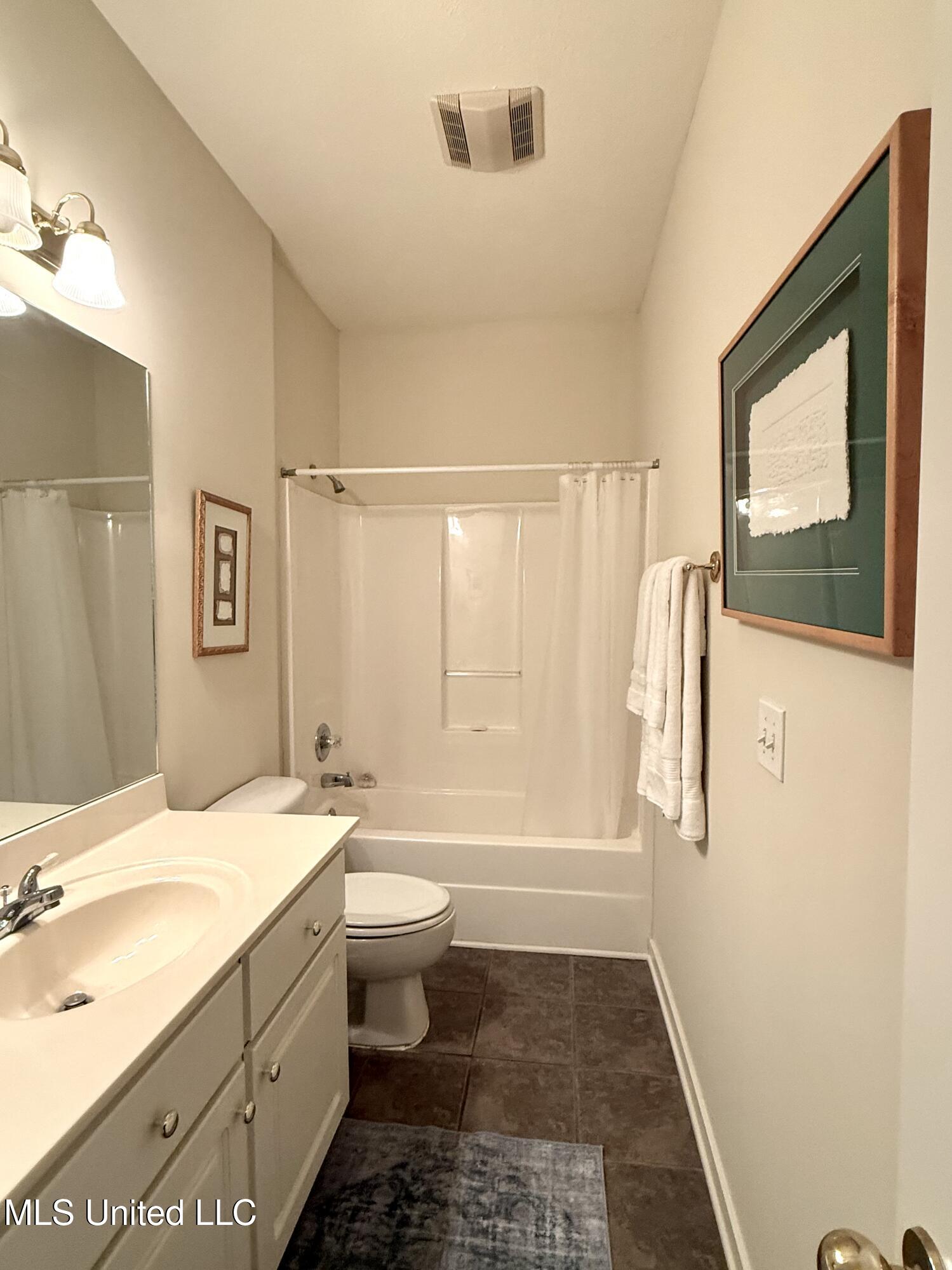 106 Cowles Creek Road Clinton, MS 39056 - Photo 34 of 44 Photo Feb 24 2026, 11 26 40 AM