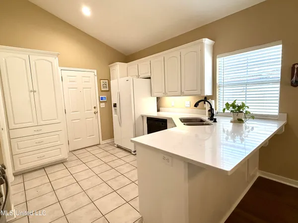 $289,900 | 106 Cowles Creek Road, Clinton, MS 39056
