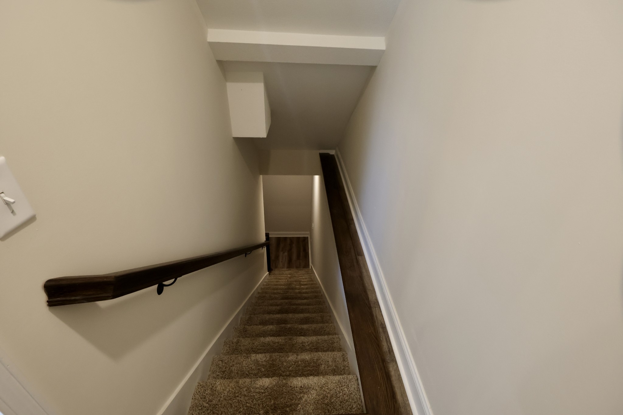 500 Peachers Mill Road, Unit B4 Clarksville, TN 37042 - Photo 20 of 26 a view of entryway