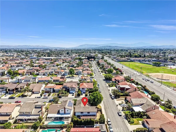 $1,149,000 | 1021 North Windsor Street, Anaheim, CA 92805