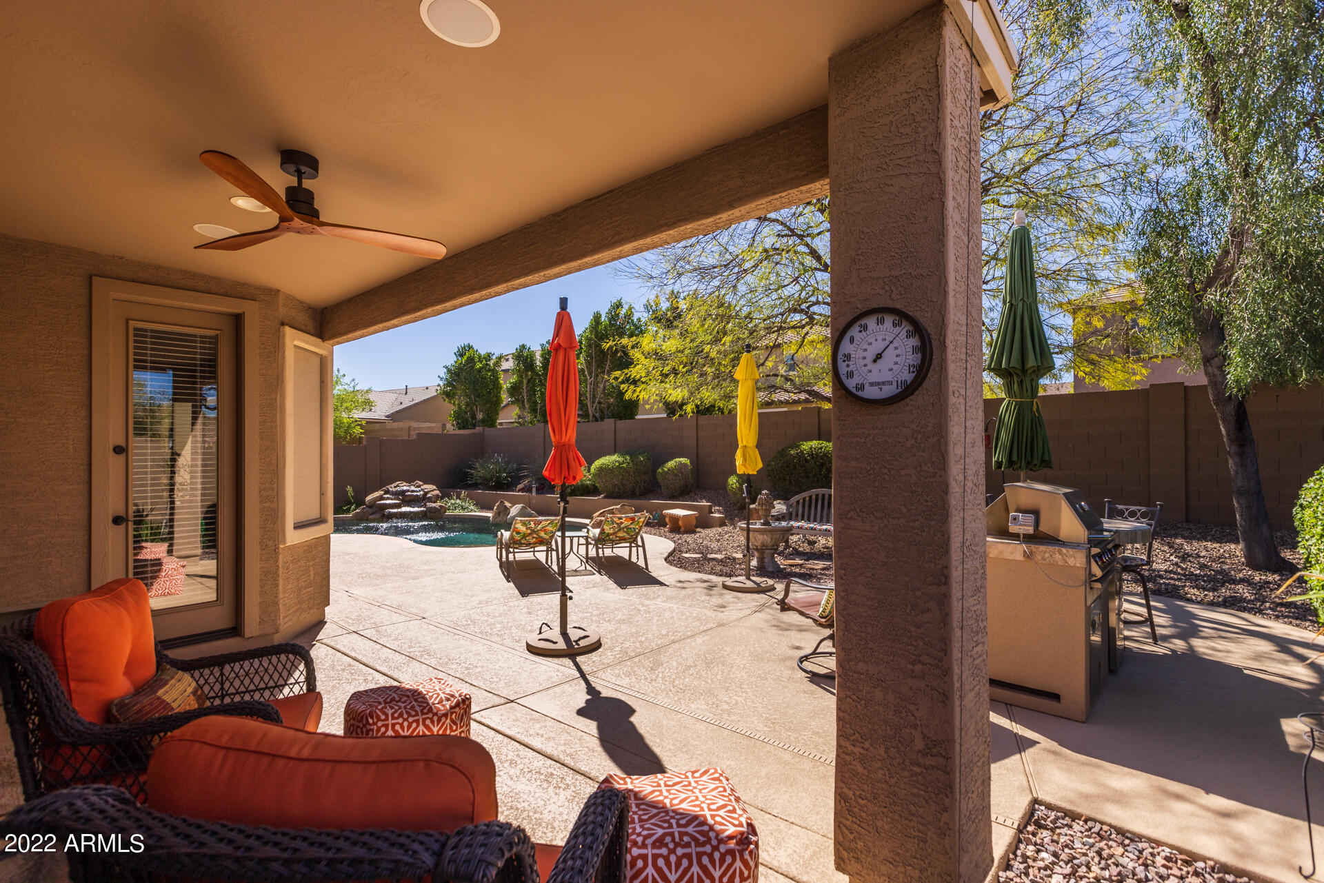 2323 West Beverly Rd. Phoenix, AZ 85041 - Photo 34 of 35 36) BACKYARD