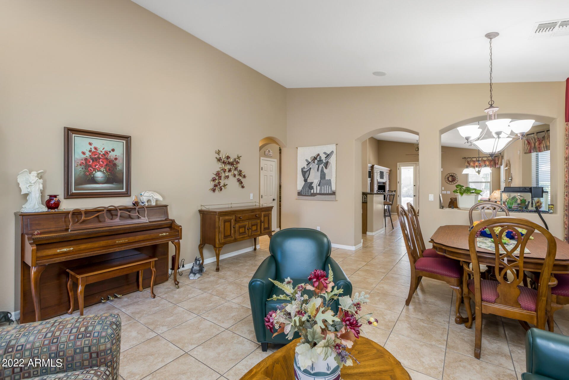 6) FORMAL LIVING_DINING