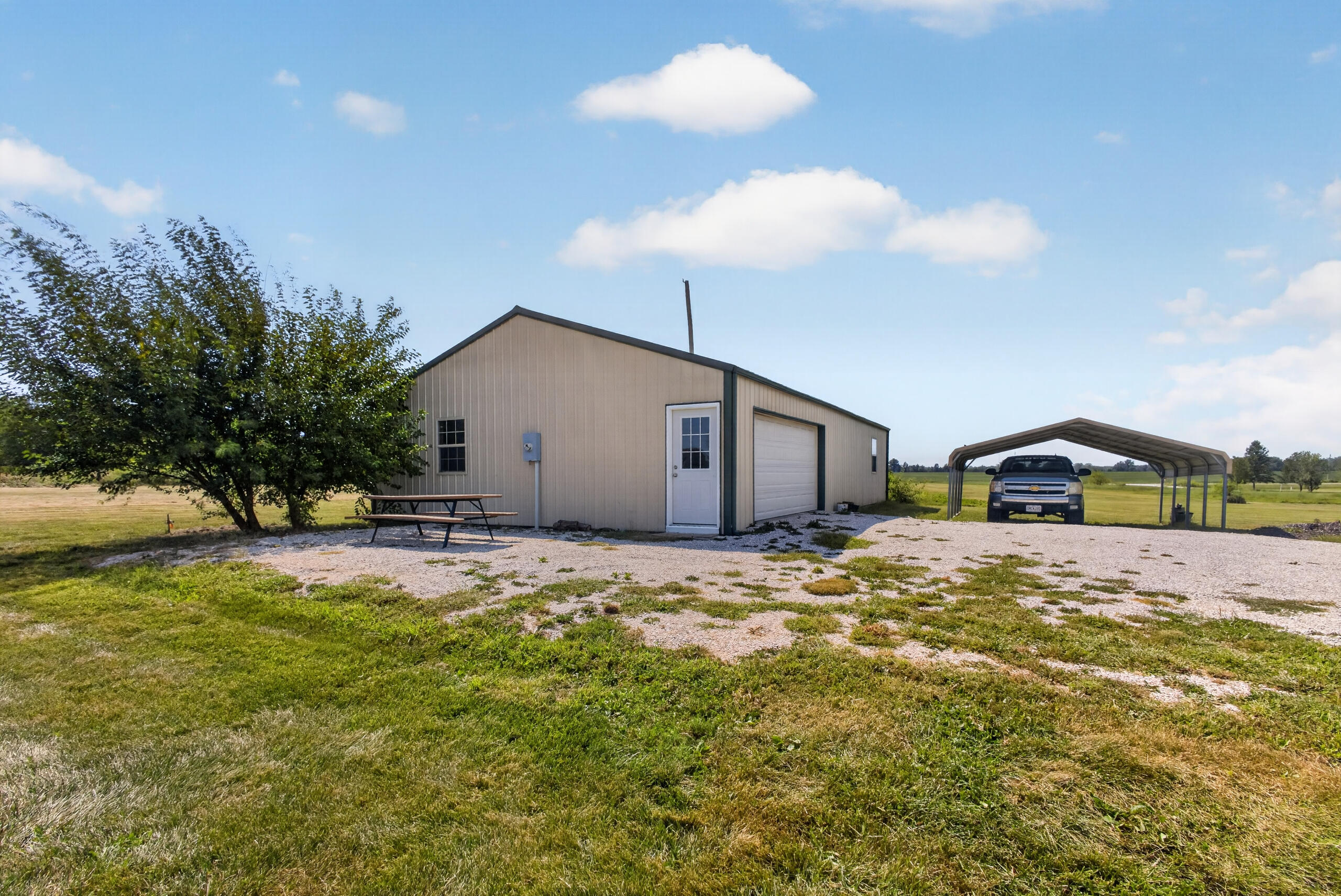 8930 Audrain Road East Centralia, MO 65240 - Photo 54 of 70 Gallery Image 54
