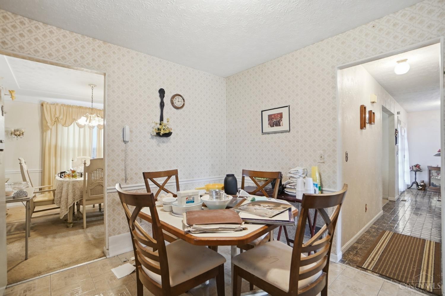 1105 Inner Cir Drive Cincinnati, OH 45240 - Photo 13 of 47