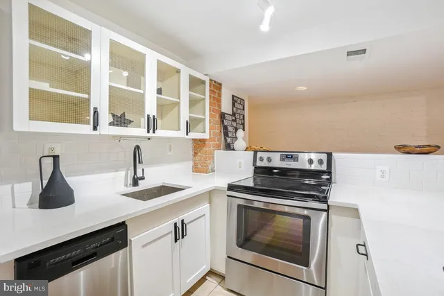 $470,000 | 1738 T Street Northwest, Unit 1, Washington, DC 20009