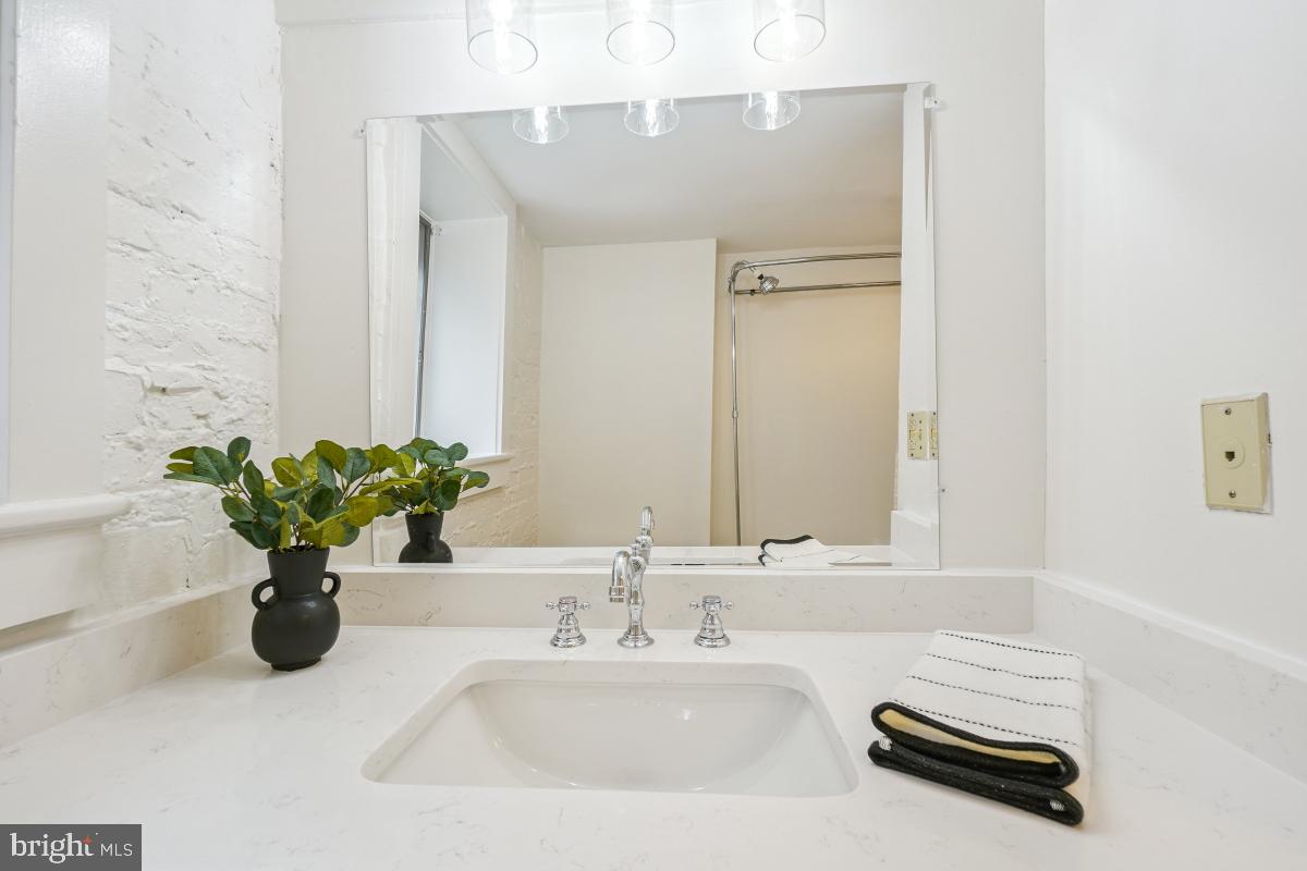 1738 T Street Northwest, Unit 1 Washington, DC 20009 - Photo 18 of 42