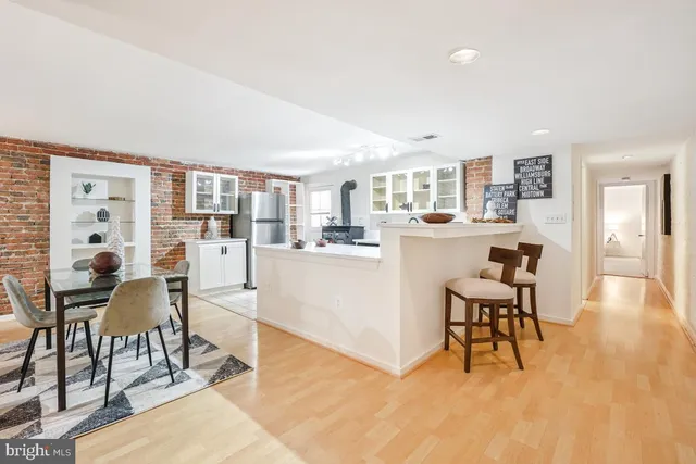 $470,000 | 1738 T Street Northwest, Unit 1, Washington, DC 20009