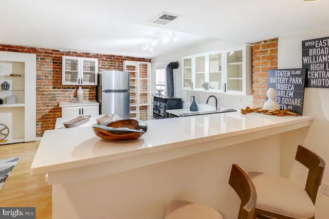 $470,000 | 1738 T Street Northwest, Unit 1, Washington, DC 20009